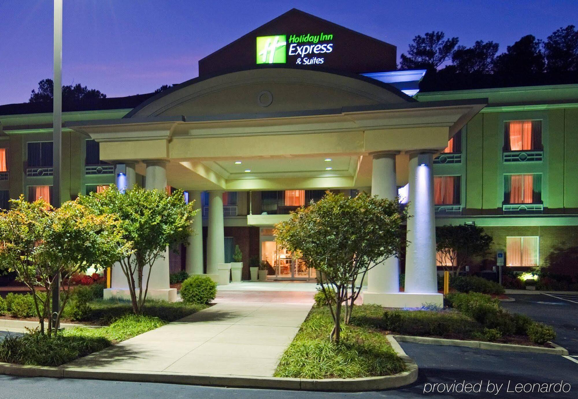 Holiday Inn Express Hotel & Suites Emporia By Ihg Exteriér fotografie
